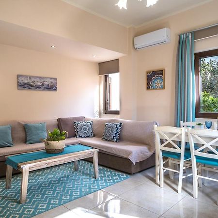 חאניה Iro City And Beach Boutique Homes מראה חיצוני תמונה