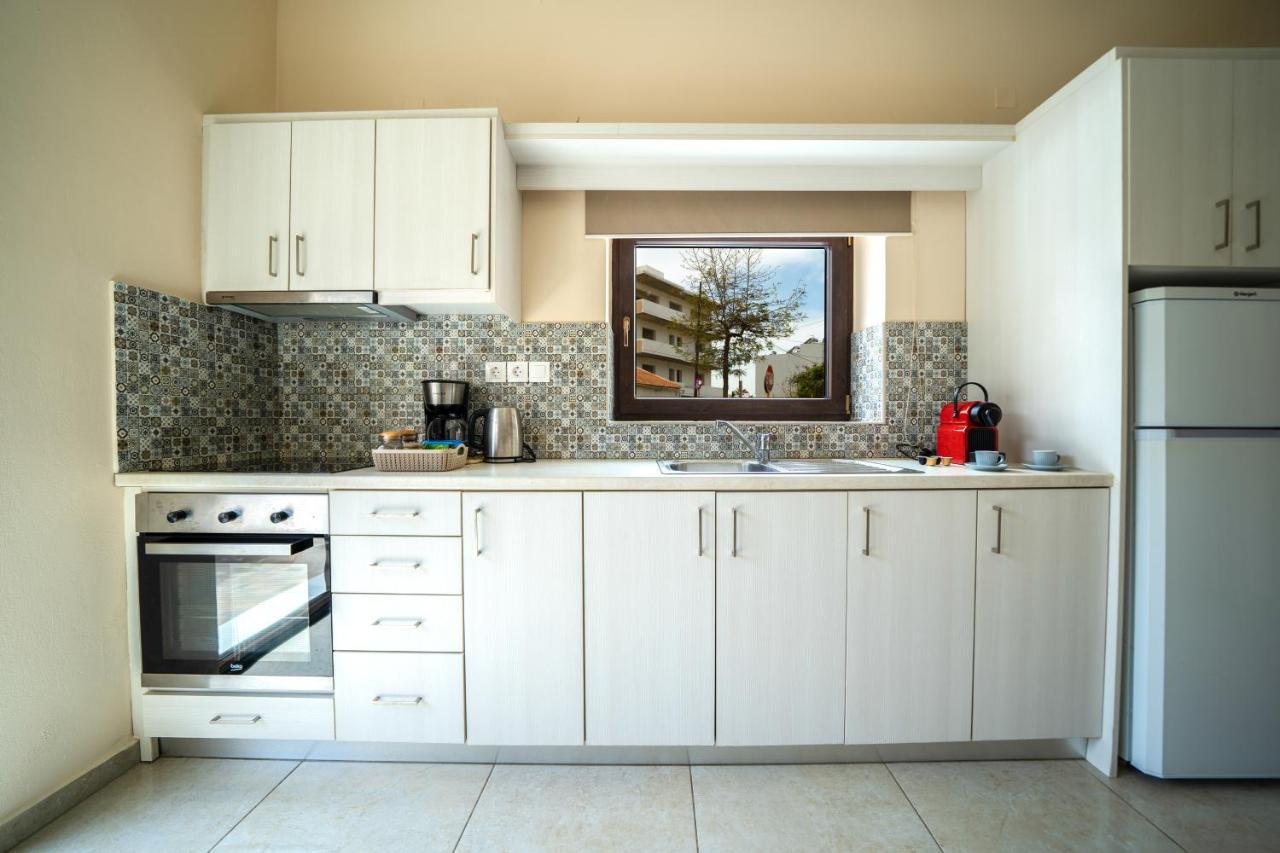חאניה Iro City And Beach Boutique Homes מראה חיצוני תמונה