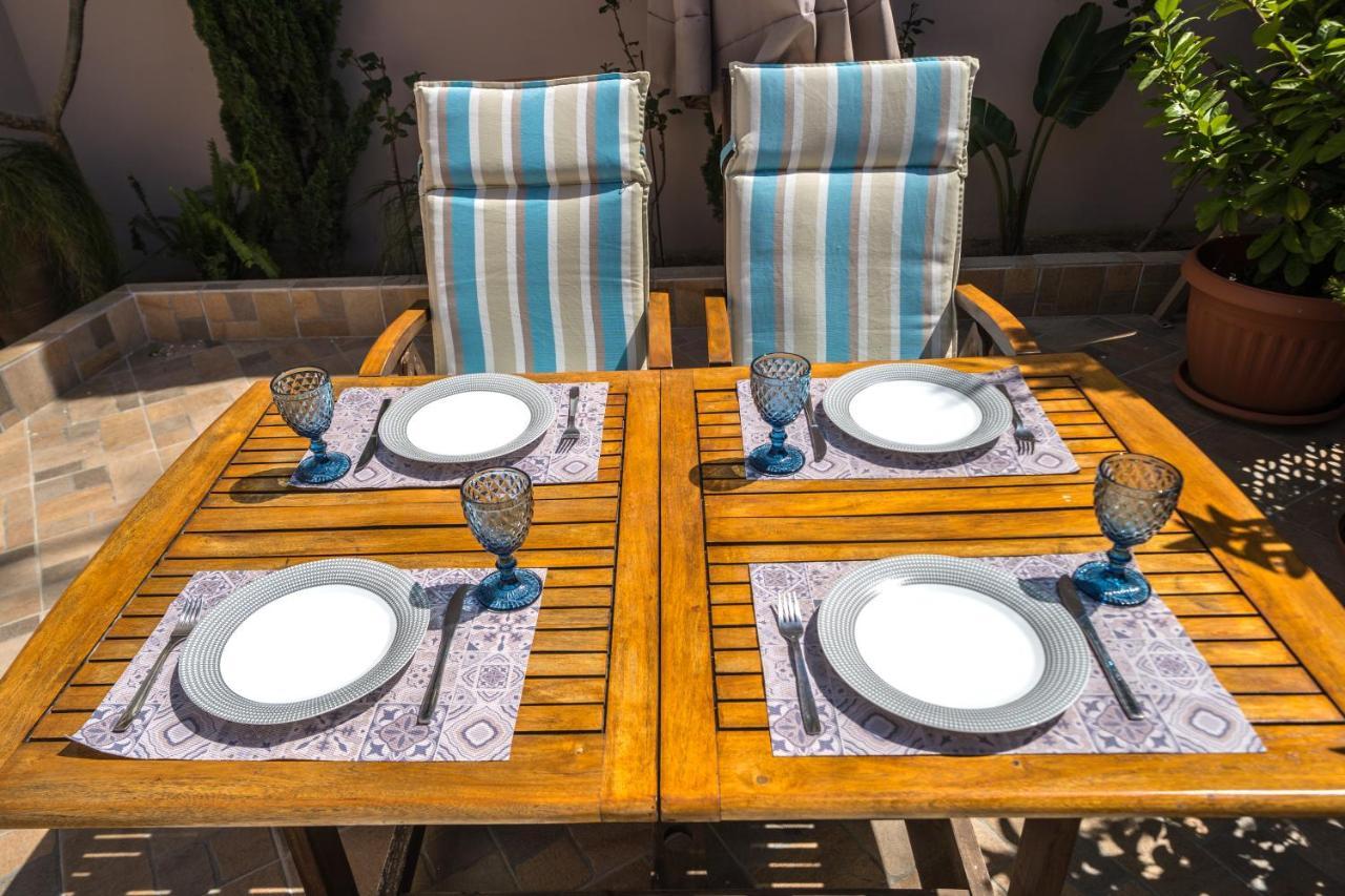 חאניה Iro City And Beach Boutique Homes מראה חיצוני תמונה