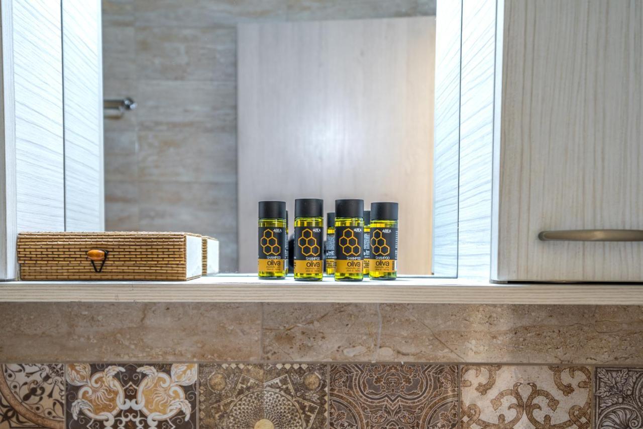 חאניה Iro City And Beach Boutique Homes מראה חיצוני תמונה