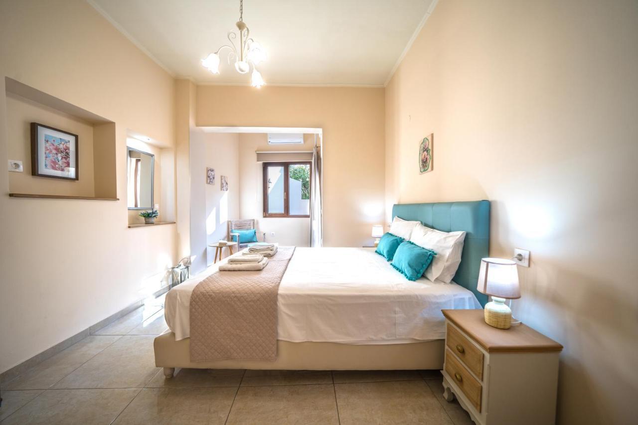 חאניה Iro City And Beach Boutique Homes מראה חיצוני תמונה