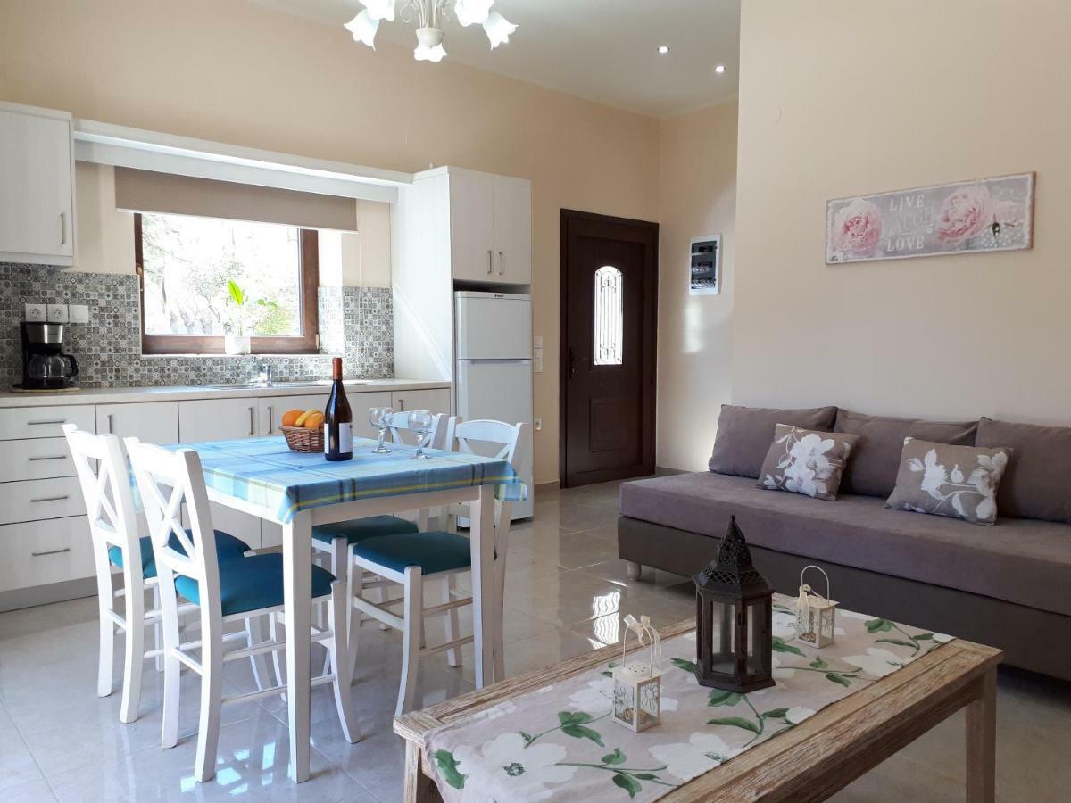 חאניה Iro City And Beach Boutique Homes מראה חיצוני תמונה